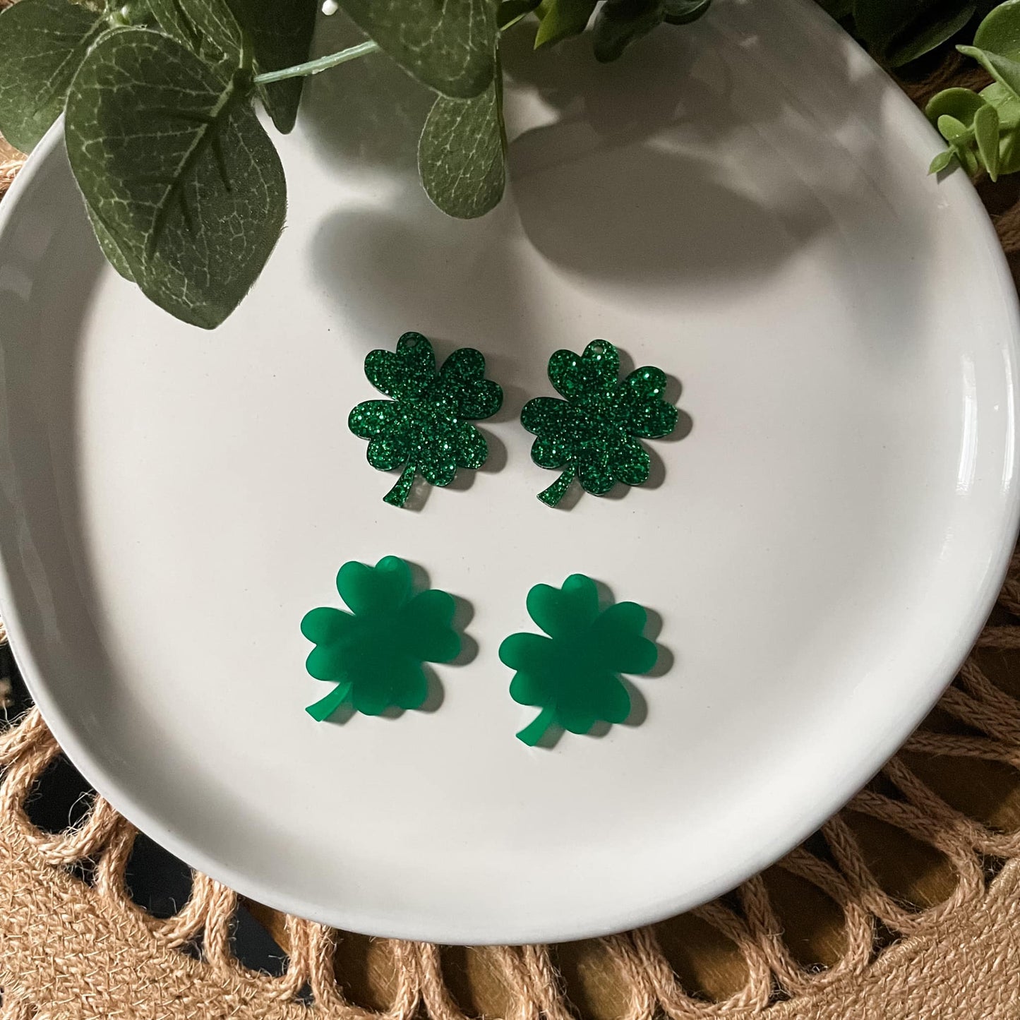 St Patty Solid Clover Dangles